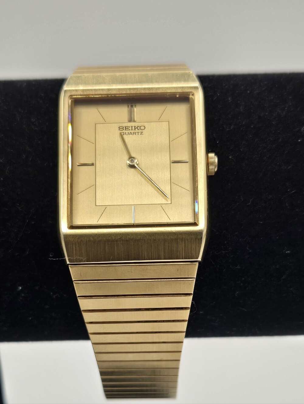 Vintage 1984 Seiko Gold Plated Men's Quartz Tank Watch